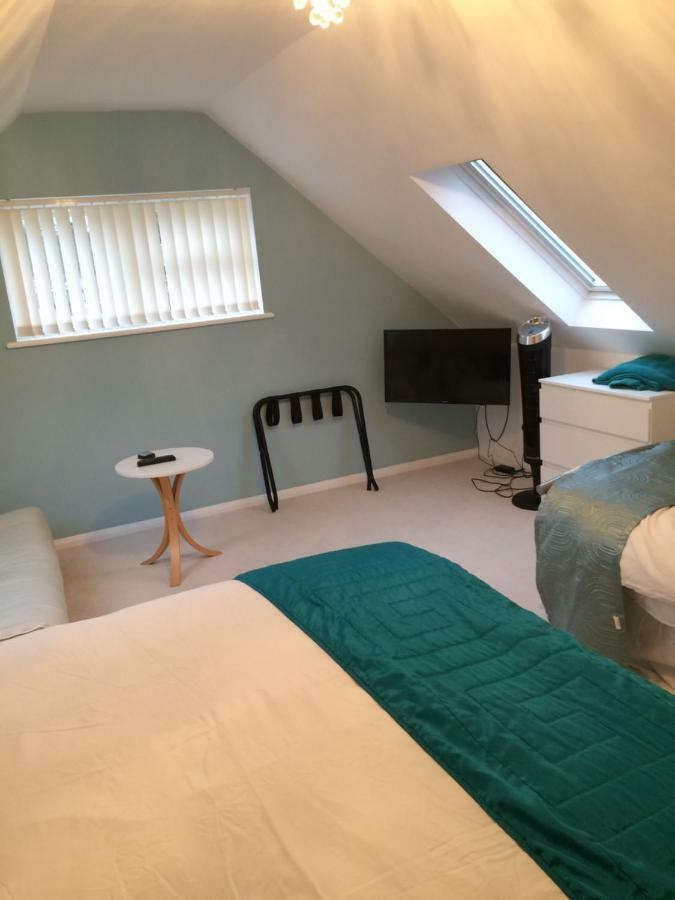 Bed and Breakfast Number Forty One à Hillingdon Extérieur photo