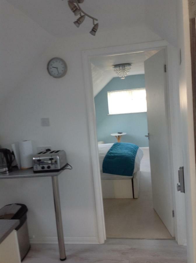 Bed and Breakfast Number Forty One à Hillingdon Extérieur photo